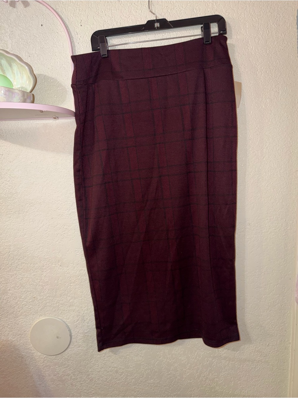 14th & Union Burgundy Plaid Pencil Skirt